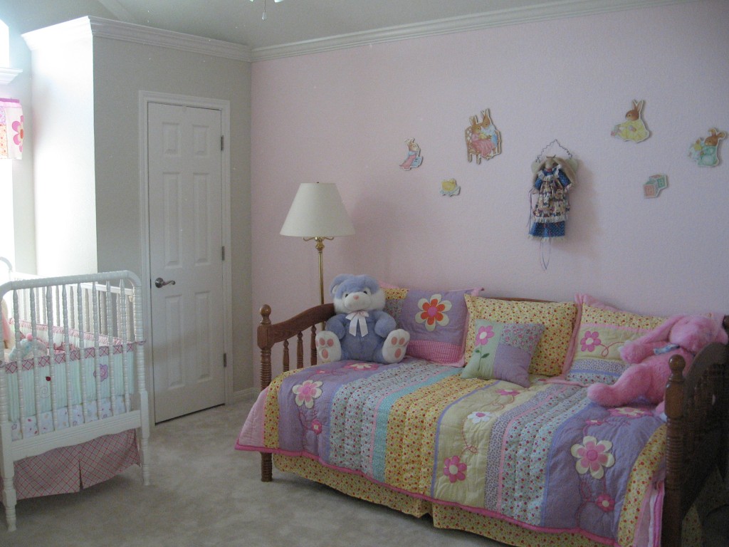 girls-bunny-bedroom-decorating-ideas